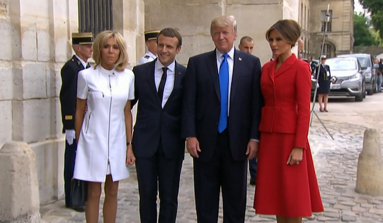 President Macron received Donald Trump in the Élysée Palace