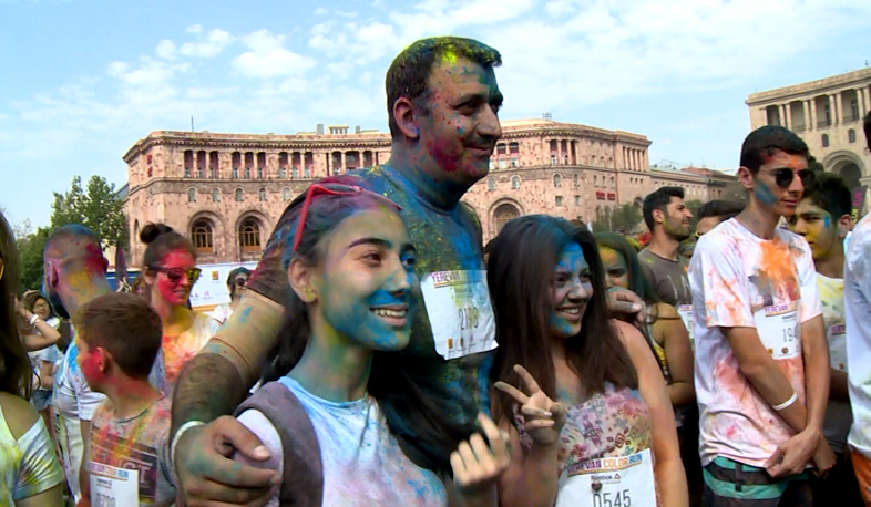 Color run for health and construction of Ijevan-Berd road