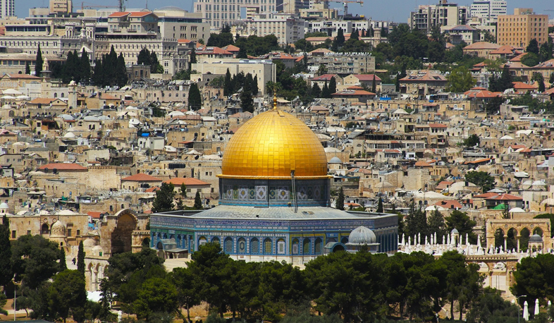 Israel removes metal detectors from Temple Mount