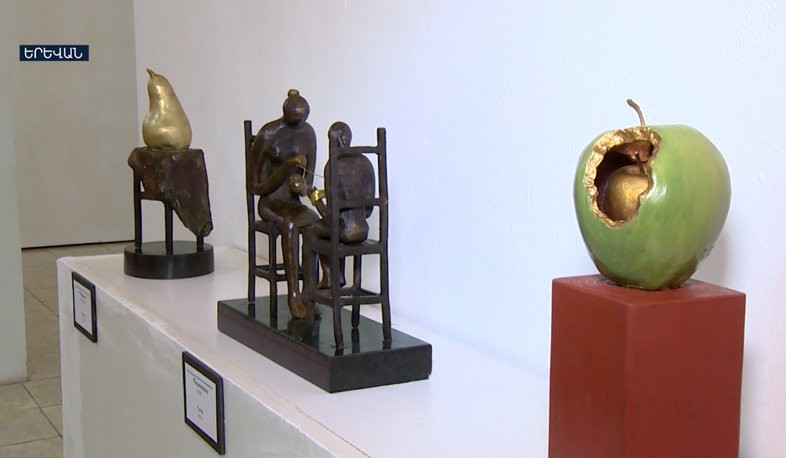 M. Taragchian’s individual exhibition in Modern Art Museum