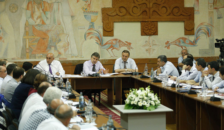 RA Prime Minister holds conference in Armavir