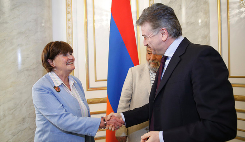 K. Karapetyan receives Caroline Cox’s delegation