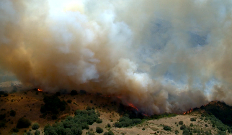 Khosrov forest fire is not yet extinguished