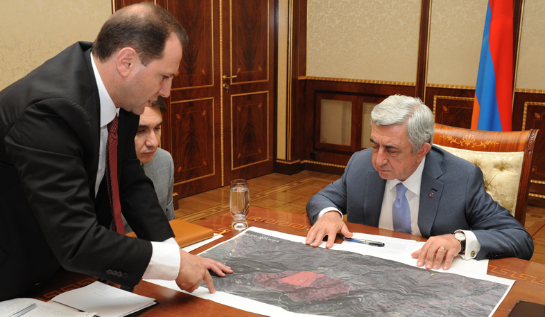 MES reports to Serzh Sargsyan on Khosrov forest reserve firefighting