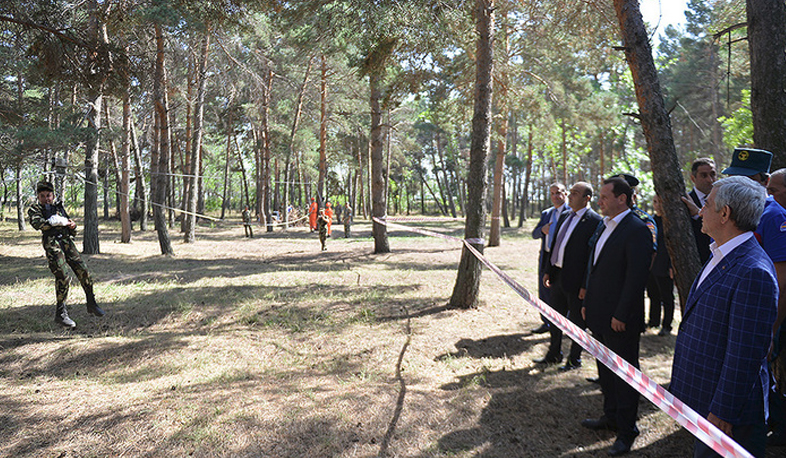 President Sargsyan visits Yerkrapah Volunteer Union educational, sports and recreational complex