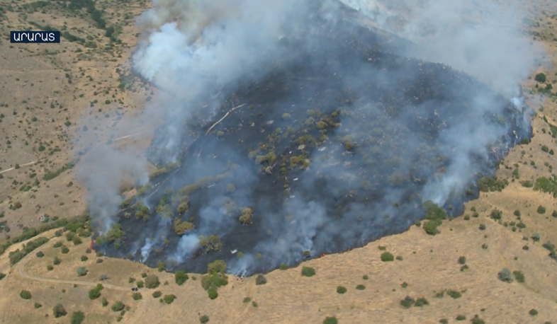 Lightning-caused fire extinguished