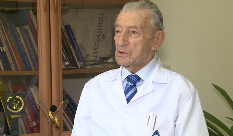 Famous surgeon Suren Zohrabyan dies at 96