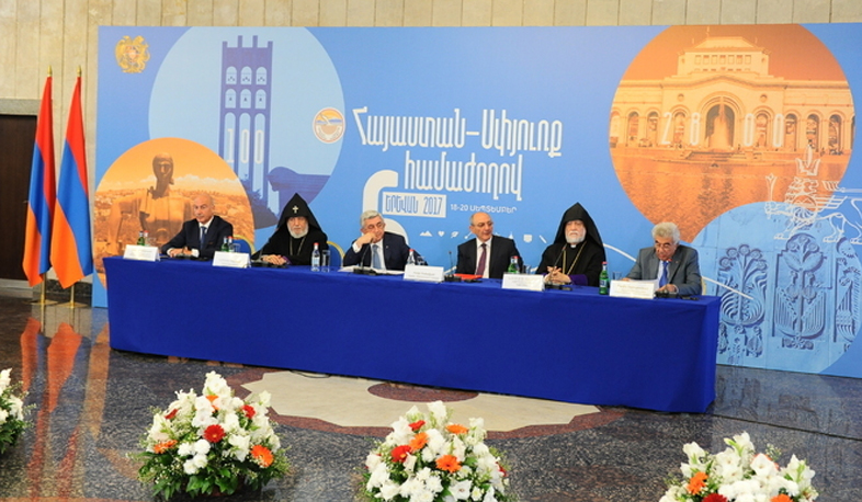 President attends Armenia-Diaspora conference working group meeting