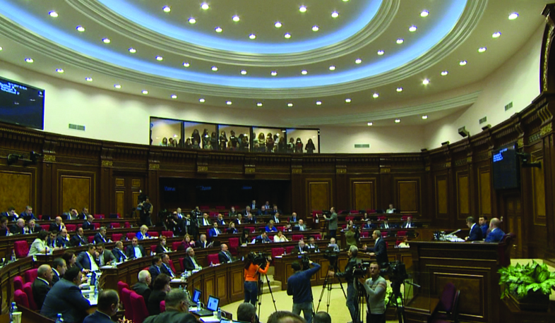 National Assembly: Budget pillars and round table with students