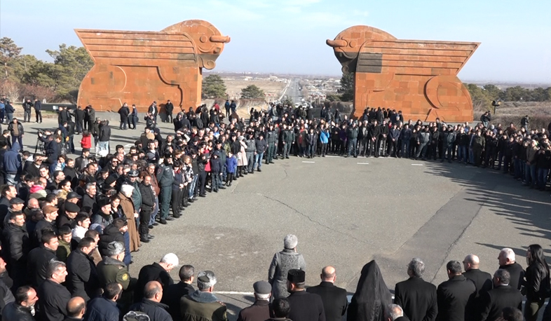 Мемориальный комплекс Сардарапат - место сбора новобранцев