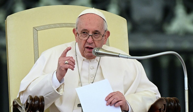 Pope says supplying weapons to Ukraine is morally acceptable for self defence