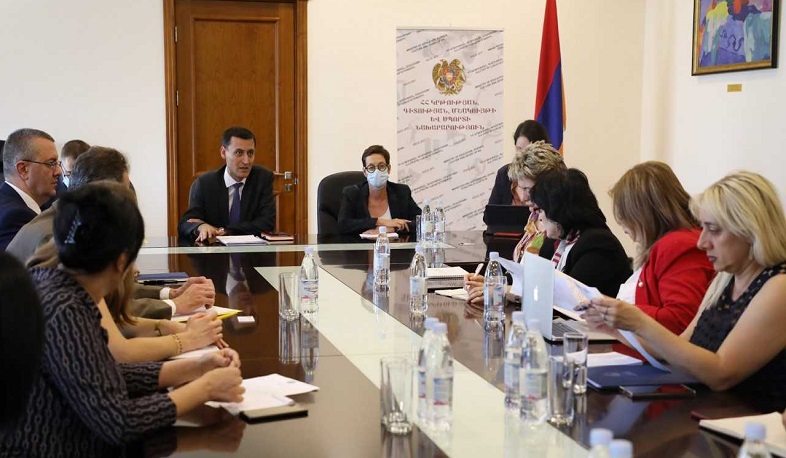 ՀՀ-ում ֆրանկոֆոն ծրագրերի աշխատանքային խմբի նիստում քննարկվել են լեզվի նկատմամբ հետաքրքրության բարձրացմանը վերաբերող հարցեր