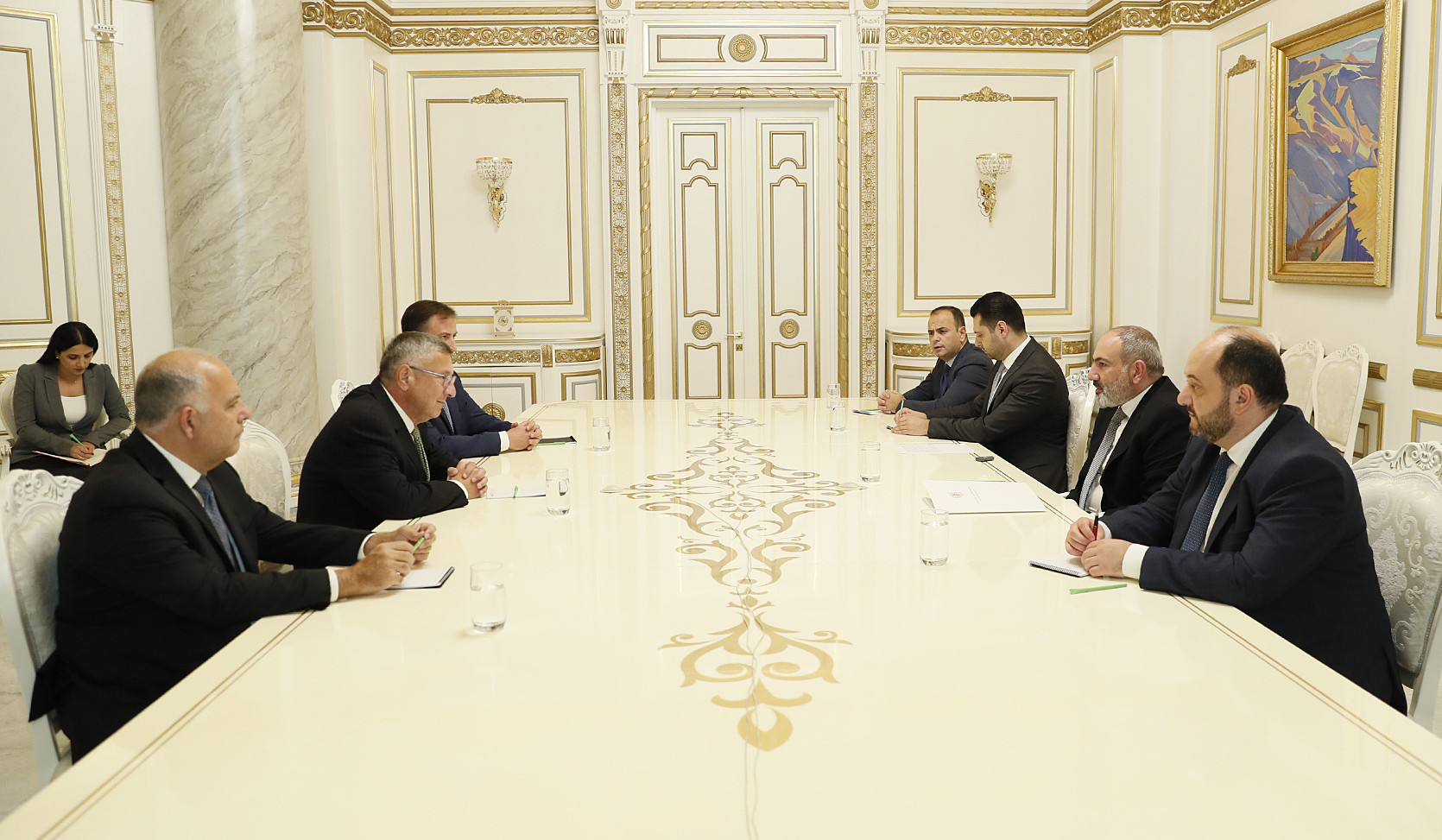 At meeting with representatives of Armenian Congress of America, Prime Minister emphasized importance of consolidation around Pan-Armenian agenda