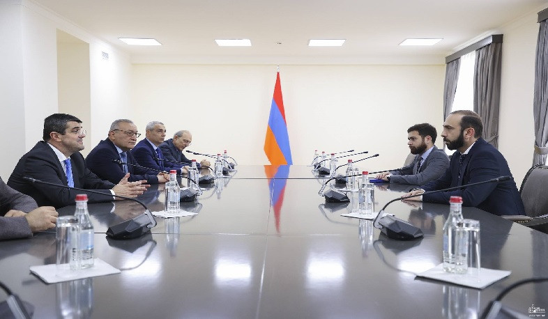 Արարատ Միրզոյանը Արցախի պատվիրակությանն է ներկայացրել ԼՂ հիմնախնդրի կարգավորման հեռանկարները