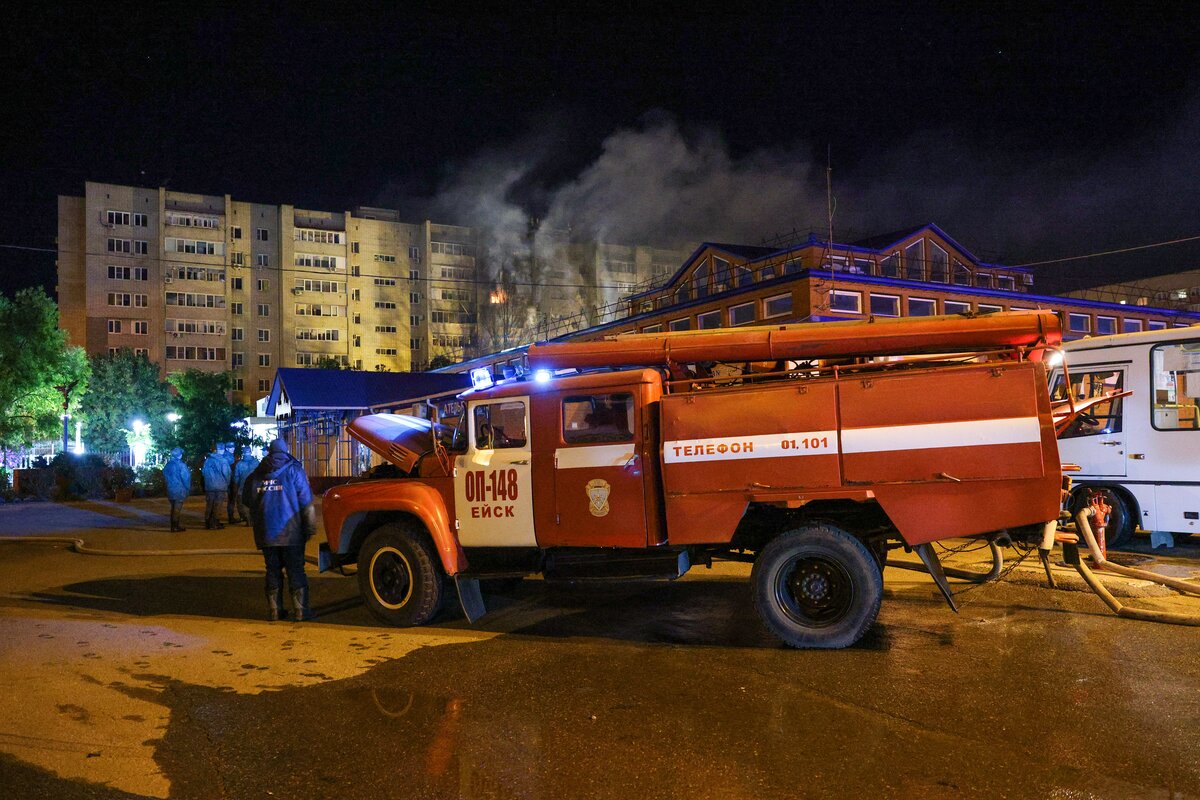 Число погибших при крушении Су-34 в Ейске увеличилось до 13 человек