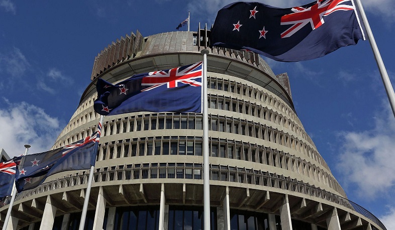 New Zealand passes plain language bill to jettison jargon