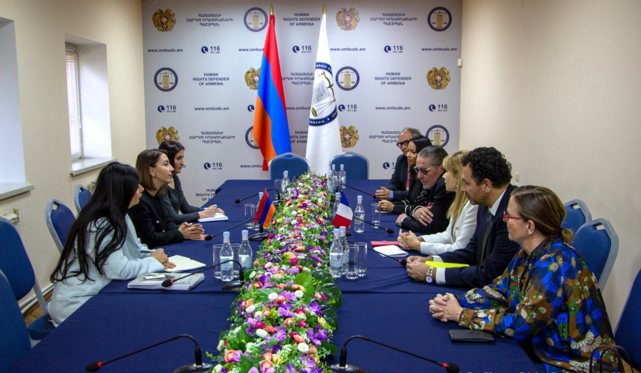 Kristinne Grigoryan presented war crimes of Azerbaijan to President of Chamber of Advocates of Montpelier
