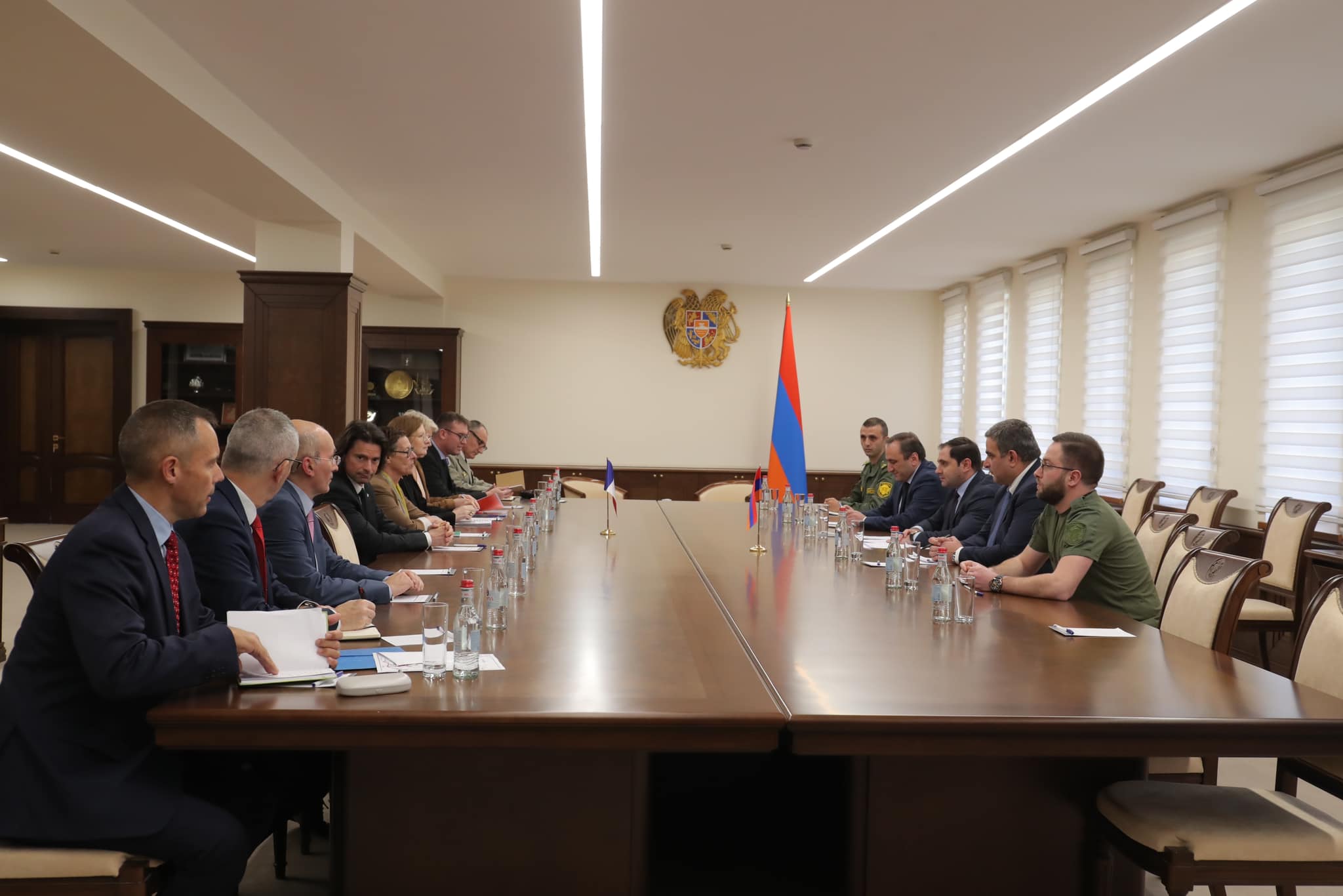 Suren Papikyan and members of the French delegation discussed ...