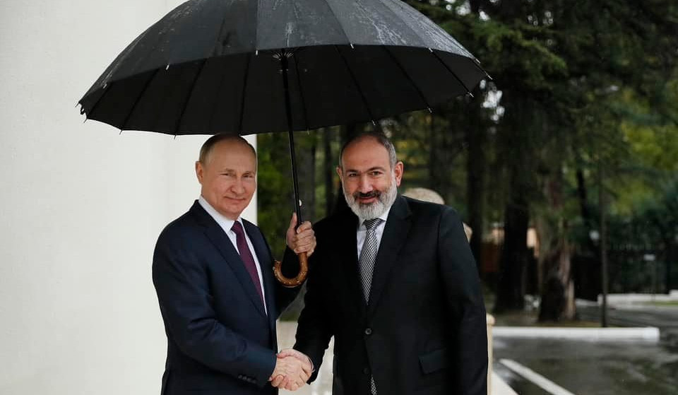 Meeting between Nikol Pashinyan and Vladimir Putin with photos