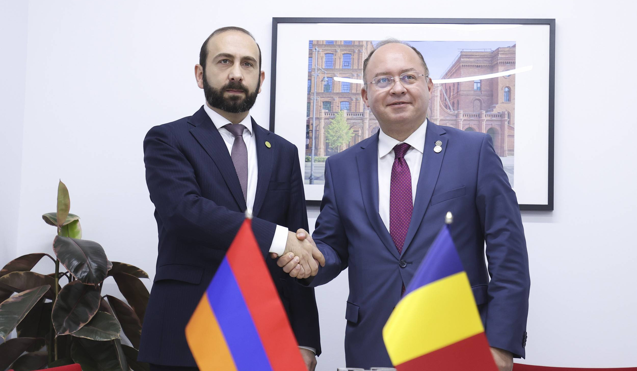 Meeting of the Foreign Ministers of Armenia and Romania