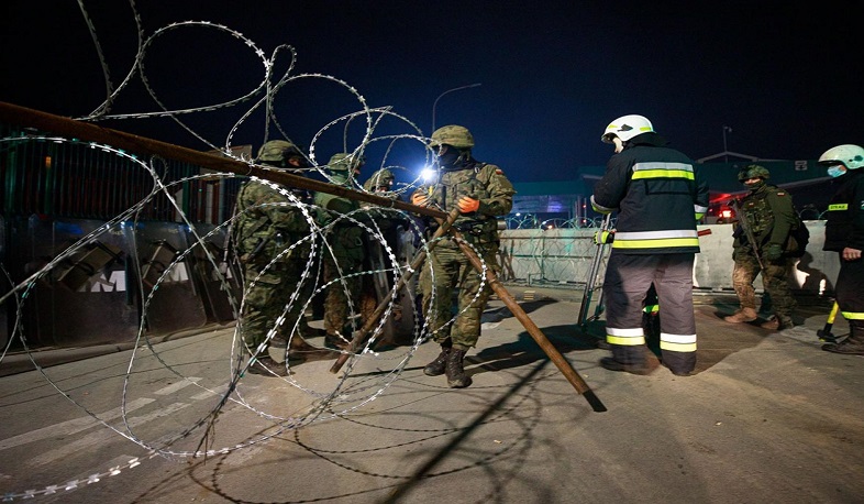 Member of European Parliament proposed to build barriers on borders of EU because of migrants