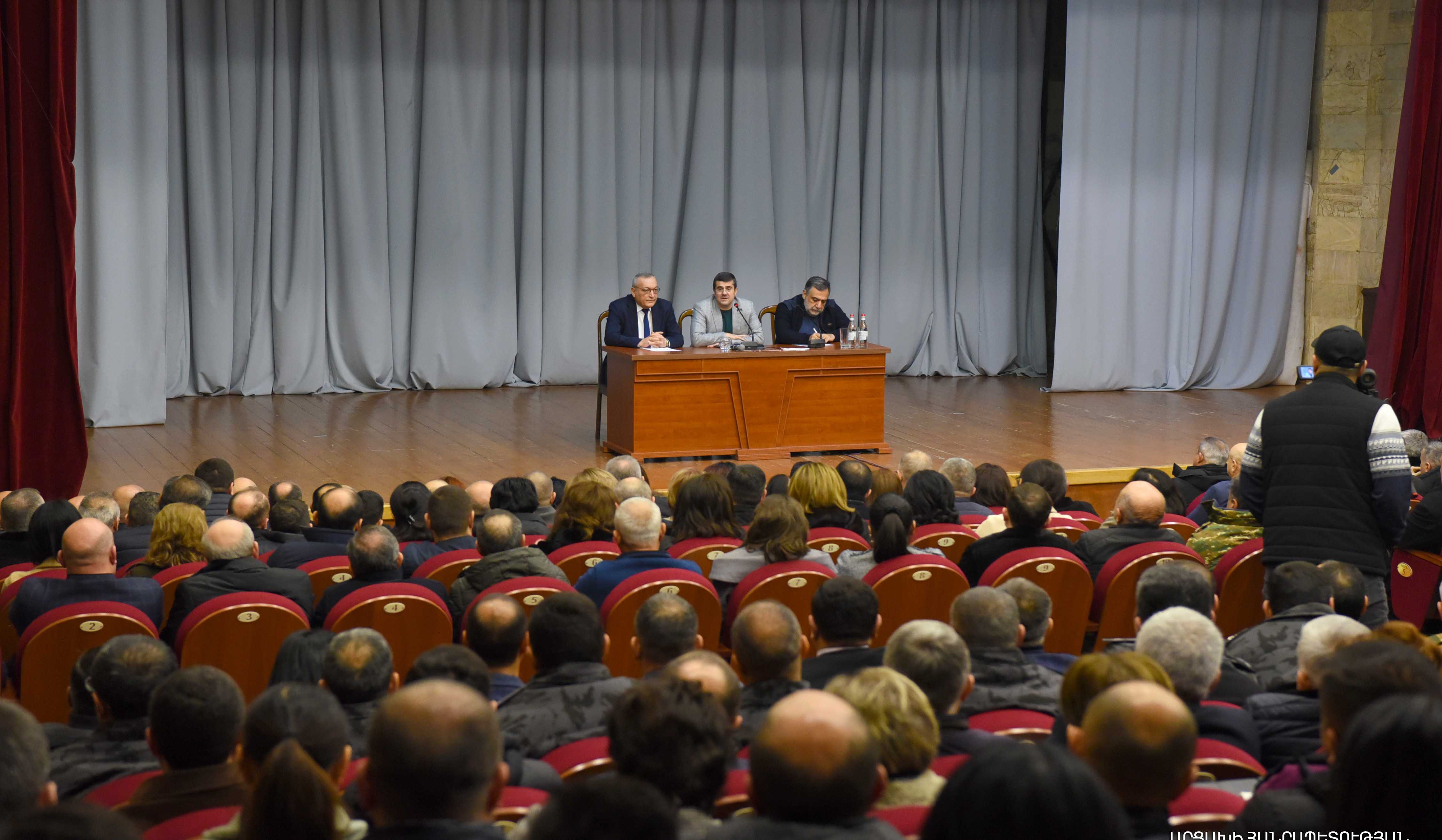 Azerbaijani side, using environmental pretexts, had been bringing forward demands unacceptable for Artsakh: Arayik Harutyunyan