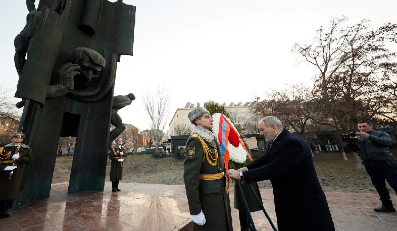 Armenia’s Prime Minister paid tribute to memory of great Armenians