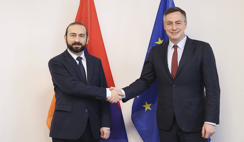 At meeting with David McAllister, Ararat Mirzoyan stressed need to increase pressure on Azerbaijan by international community