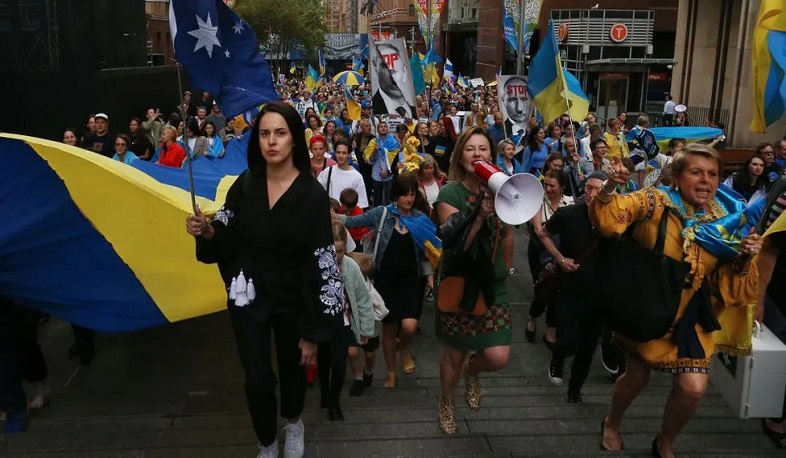 Solidarity campaigns supporting Ukraine in different countries