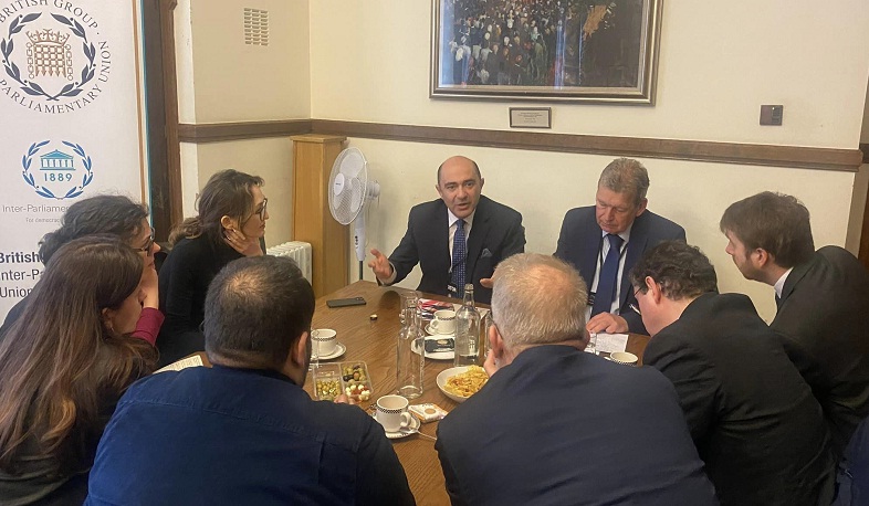 Edmon Marukyan presented details of peace treaty negotiation process in United Kingdom