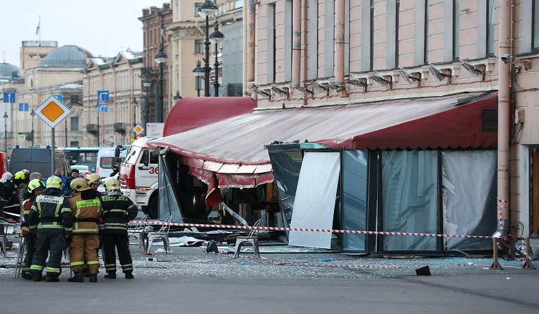 Число пострадавших при взрыве в кафе в Петербурге увеличилось до 32