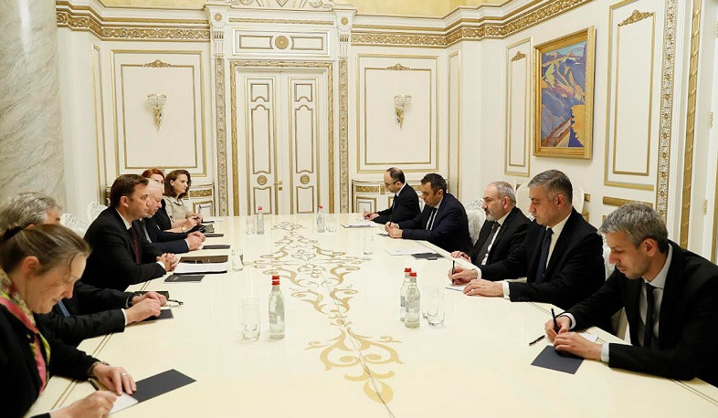 Armenian Prime Minister receives the delegation led by the OSCE Chairman-in-Office