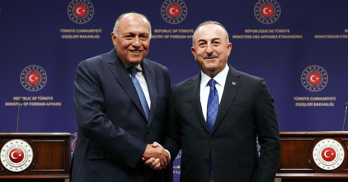 Turkey, Egypt agree to improve bilateral ties