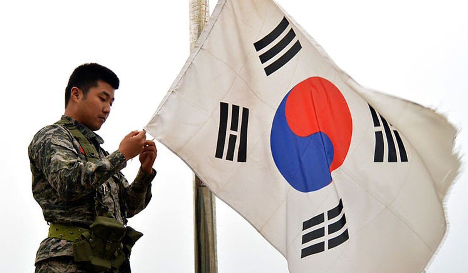 Seoul suggested a willingness to provide weapons to Ukraine