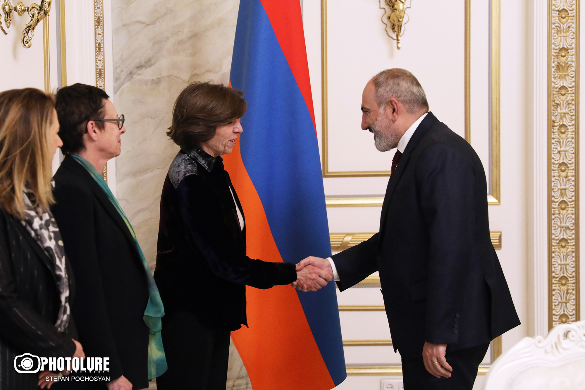 PM Pashinyan receives French Foreign Minister Catherine Colonna