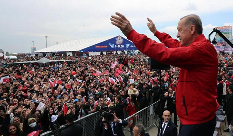 Erdogan appeared in public for the first time after being ill