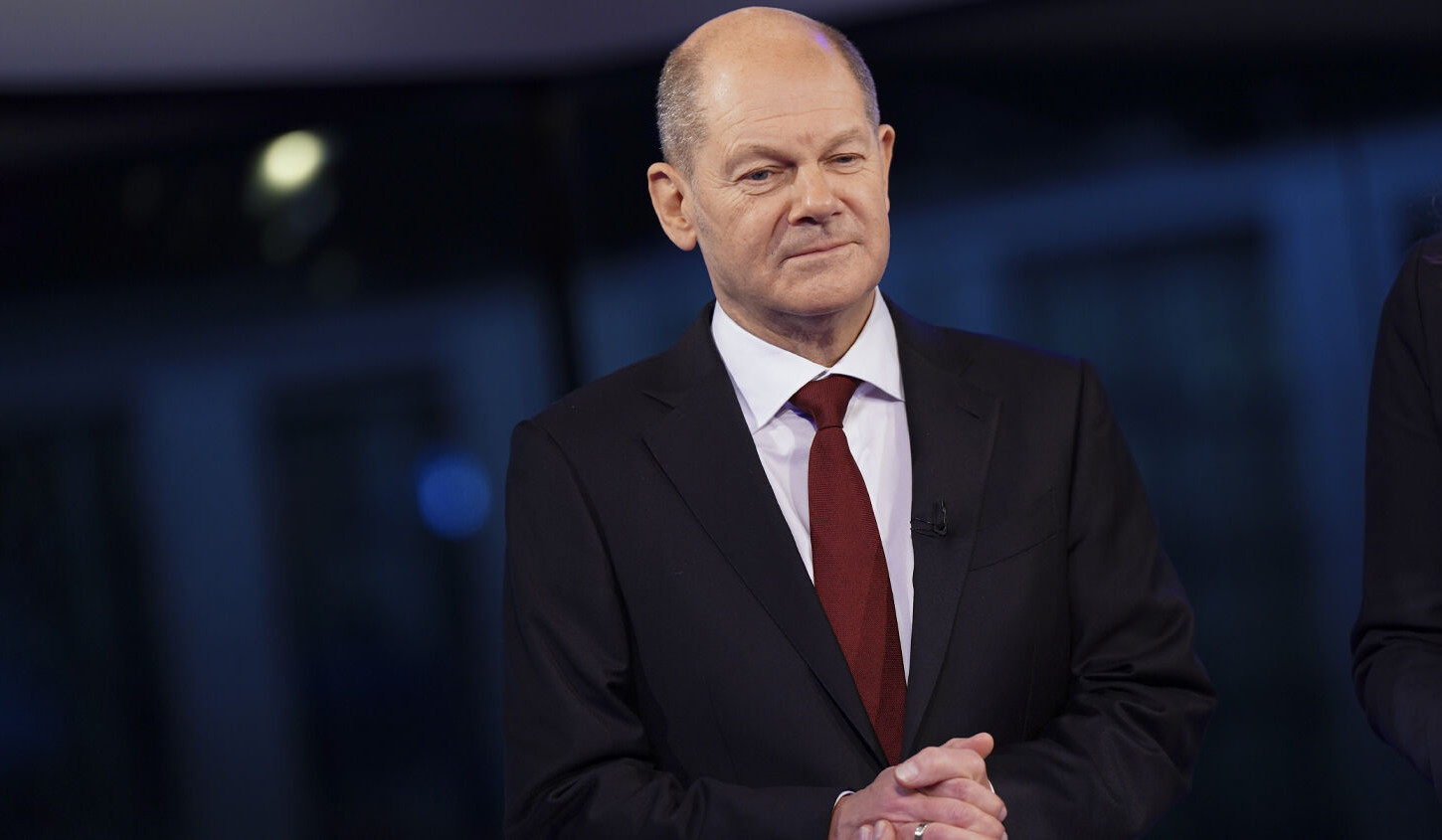 Berlin wants to prevent a direct clash between NATO and Moscow, Olaf Scholz tells voters