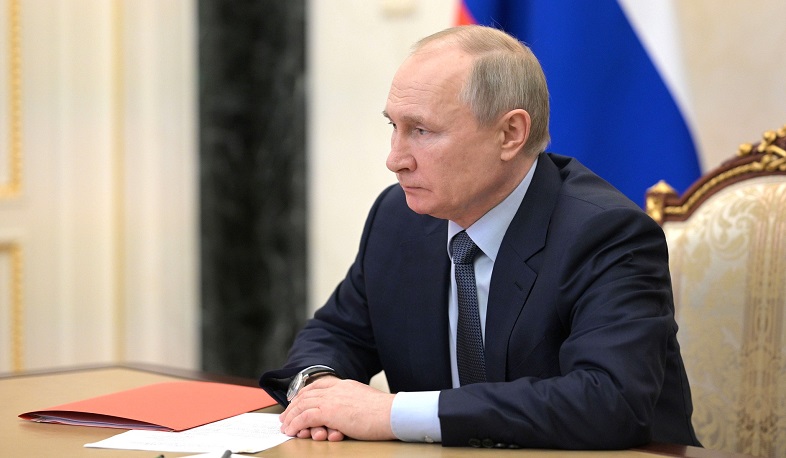 Putin discussed with military command course of counter-offensive of armed forces of Ukraine