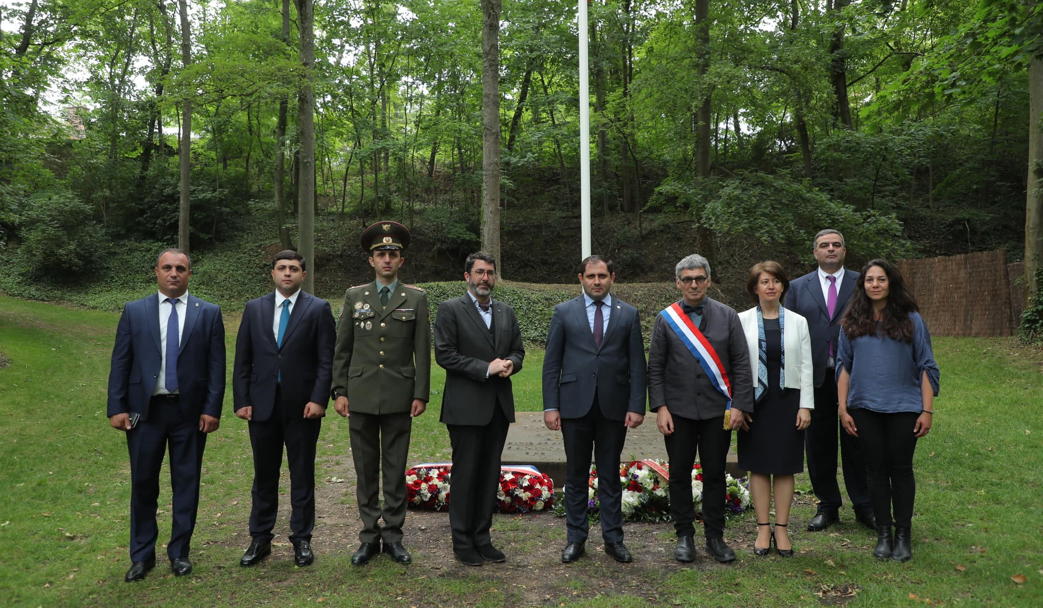 Suren Papikyan visited Mount Valerian memorial commemorating memory of participants of French Resistance, including resistance hero Missak Manouchian