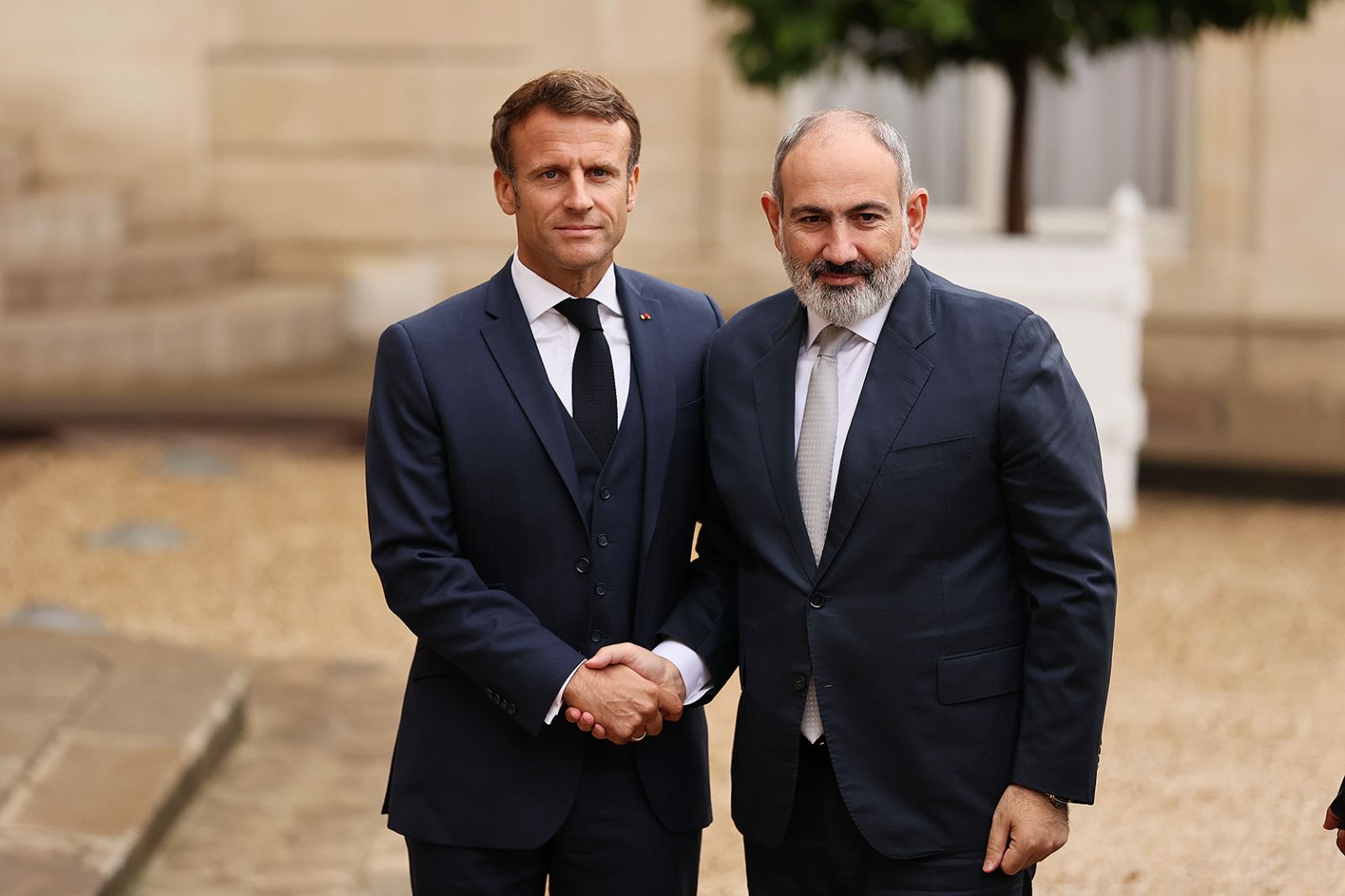 Armenian Prime Minister congratulates Emmanuel Macron on Bastille Day