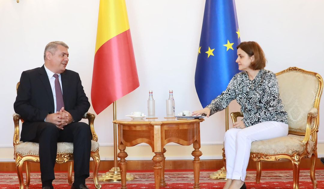 Romanian Foreign Minister briefed on Lachin Corridor blockade and resulting humanitarian crisis