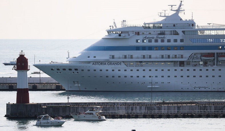 Protests over docking of Russian cruise ship in Batumi