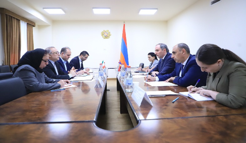 ԲՏԱ նախարարը Իրանի դեսպանին է ներկայացրել երկու երկրների տեխնոլոգիական ընկերությունների միջև համագործակցությանն ուղղված քայլերը