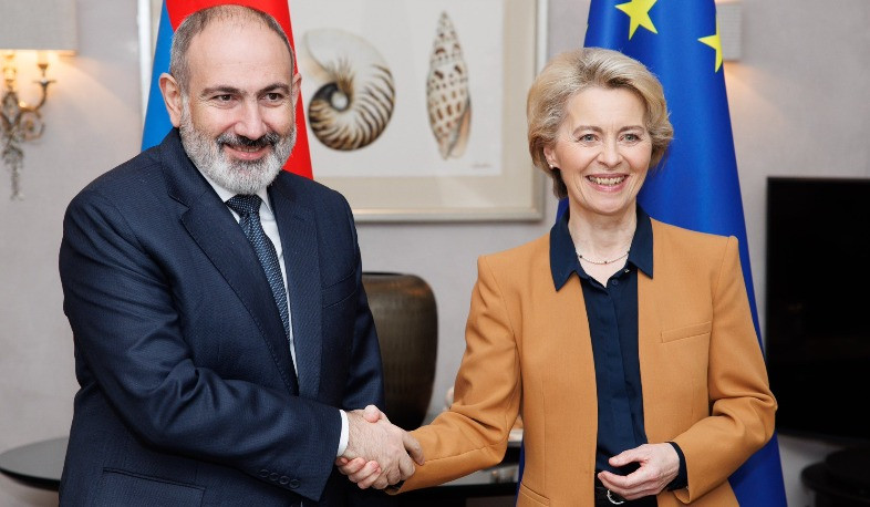 Nikol Paşinyan və Ursula fon der Leyen arasında telefon danışığı olub