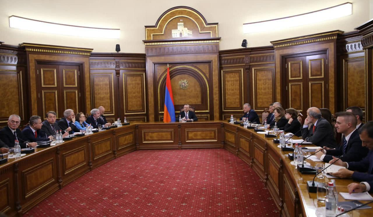 Արմեն Գրիգորյանը ԵՄ դեսպաններին է ներկայացրել «Խաղաղության խաչմերուկ» նախագիծը