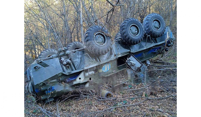 Armored personnel carrier of Russian peacekeepers fell into valley in Nagorno-Karabakh: there is a victim