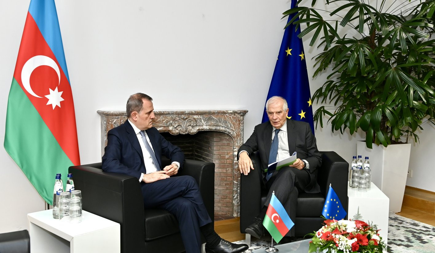 Борель и Байрамов обсудили сотрудничество ЕС-Азербайджан и региональные развития