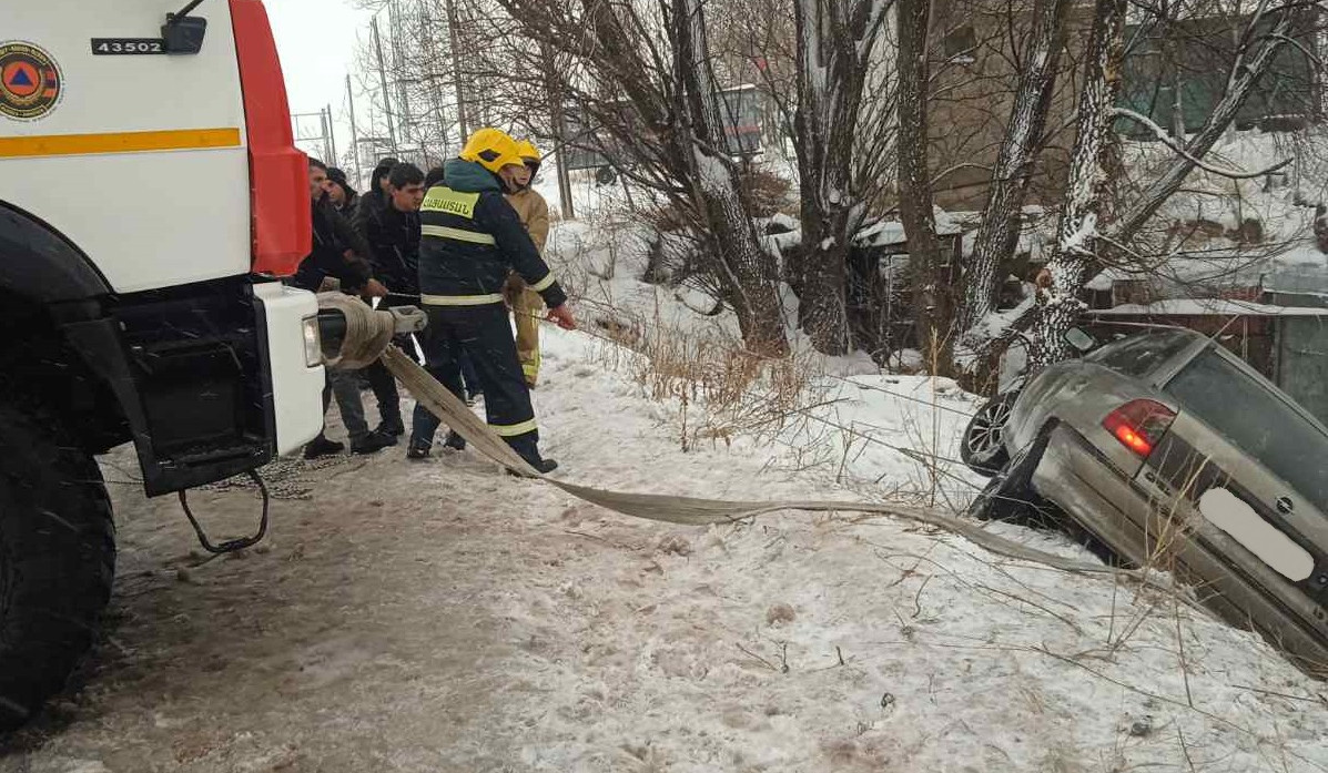 Ավտովթար  Ապարան-Քուչակ ճանապարհին