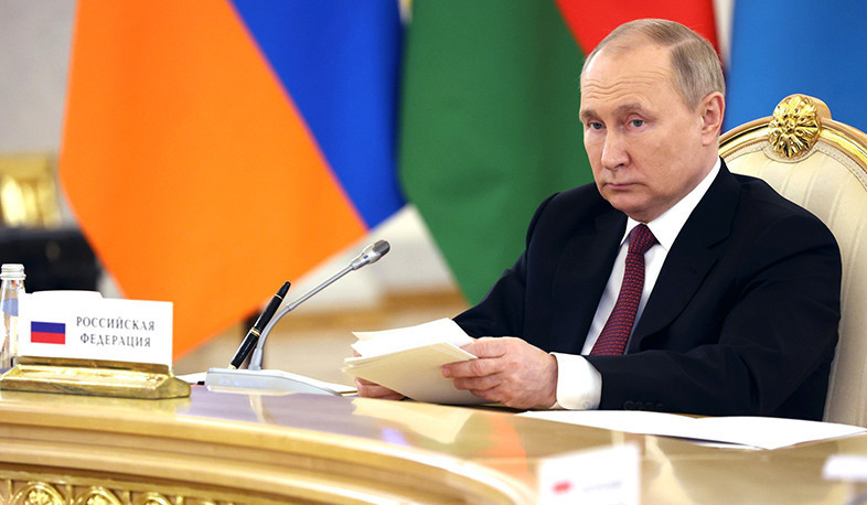 Putin signs decree on granting citizenship to foreigners under contract with Russian army