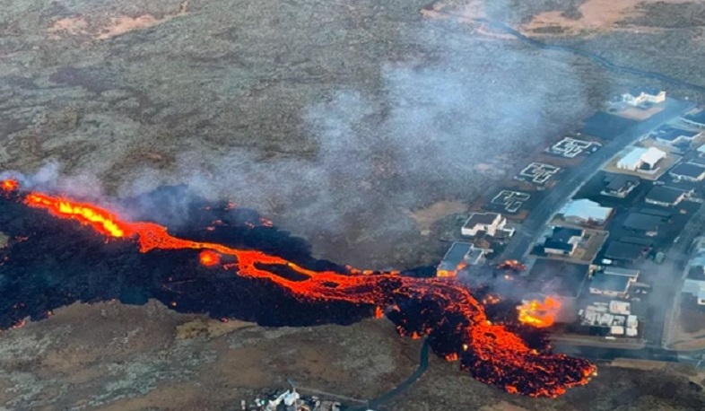 Volcano erupts in Iceland